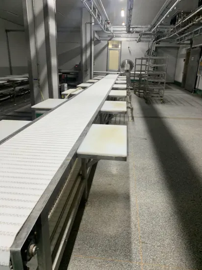 White Stripe Hexad che trasporta attrezzature per la lavorazione di suini, bovini e ovini